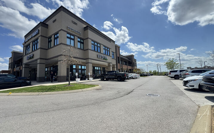 Pictures of Retail property located at 1201 Liberty Pike, Franklin, TN 37067 for lease - image #1