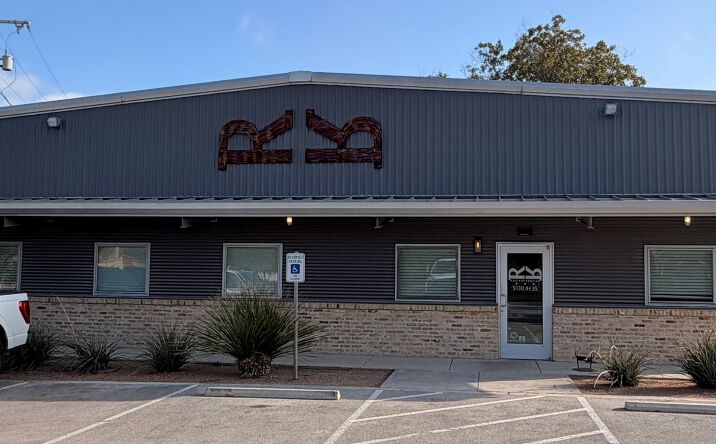 Pictures of Industrial property located at 5130 IH-35, New Braunfels, TX 78132-5275 for lease - image #1