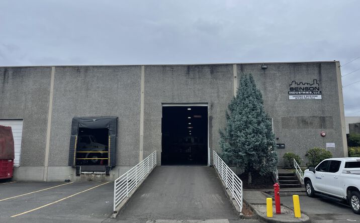 Pictures of Industrial property located at 4444 NW YEON AVE, PORTLAND, OR 97210-1430 for lease - image #1