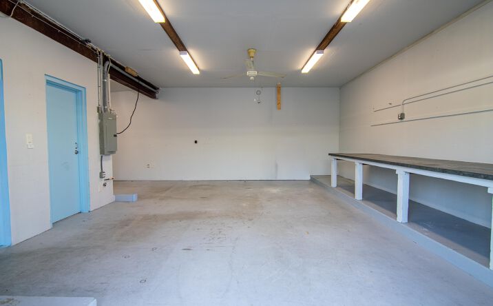 Pictures of Office, Industrial, Special Purpose property located at 7030 BURLINGTON AVE N, ST PETERSBURG, FL 33710 for lease - image #1