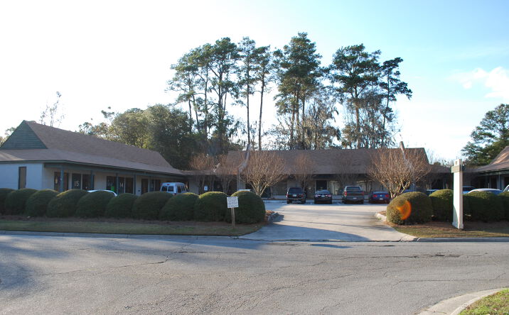 Pictures of Office property located at 221 Executive Cir, Savannah, GA 31406 for lease - image #1