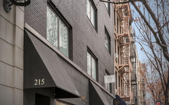 Pictures of Office, Retail property located at 210-218 E 58th St, New York, NY 10022 for lease - image #1