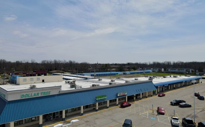 Pictures of Retail property located at 1415 East Wabash Street, Frankfort, IN 46041 for lease - image #1