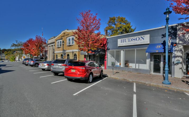 Pictures of Retail property located at 7 E Central Ave, Pearl River, NY 10965 for lease - image #1