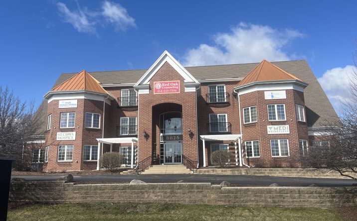 Pictures of Office property located at 8825 South Howell Avenue, Oak Creek, WI 53154 for lease - image #1