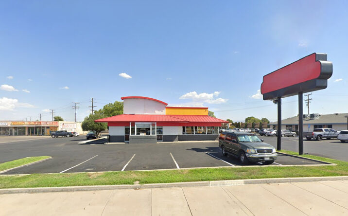 Pictures of Restaurant property located at Victor Plaza Shopping Center, Victorville, CA 92395 for lease - image #1