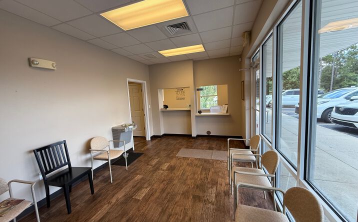Pictures of Office property located at 12385 Sorrento Rd, Pensacola, FL 32507 for lease - image #1