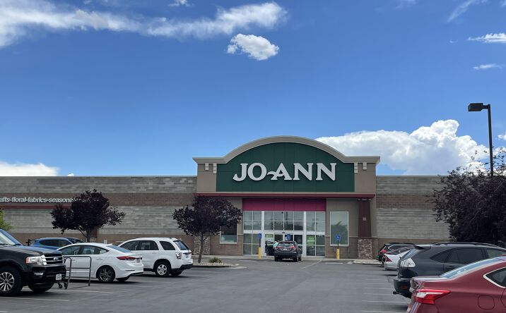 Pictures of Retail property located at 268 E 12300 S, Draper, UT 84020 for lease - image #1