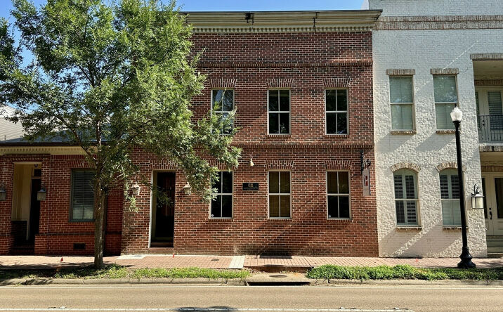 Pictures of Office property located at 216 W Jackson St, Suite 100, Ridgeland, MS 39157 for lease - image #1