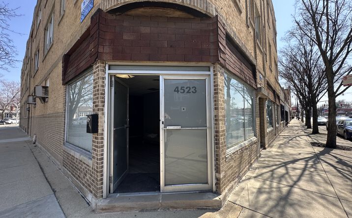 Pictures of Retail property located at 4523 North Milwaukee Avenue, Chicago, IL 60630 for lease - image #1