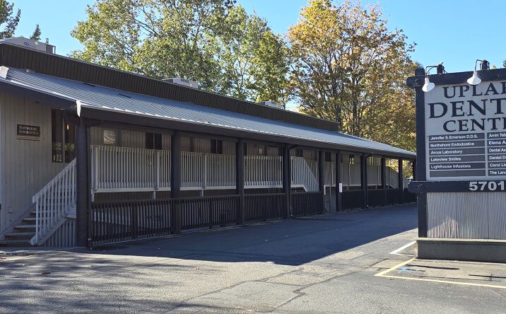 Pictures of Office property located at 5701 Bothell Way Northeast, Kenmore, WA 98028 for lease - image #1