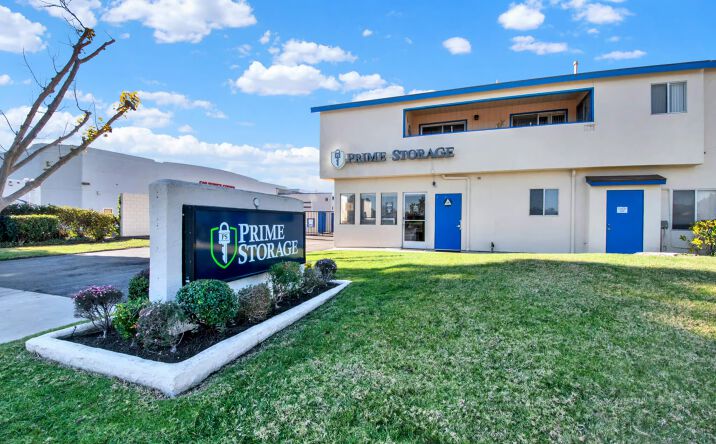 Pictures of Retail, Office, Industrial property located at 560 S Pacific St, San Marcos, CA 92078 for lease - image #1