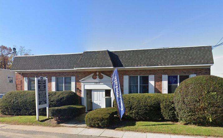 Pictures of Office property located at 1007 Glen Cove Avenue 106, Oyster Bay, NY 11545 for lease - image #1