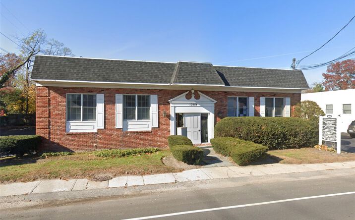 Pictures of Office property located at 1009 Glen Cove Avenue LL2, Oyster Bay, NY 11545 for lease - image #1