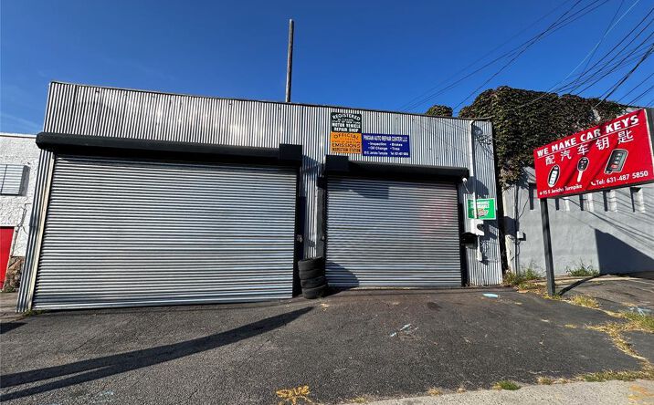 Pictures of Industrial, Retail property located at 95 E Jericho, Huntington, NY 11746 for lease - image #1