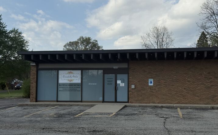 Pictures of Retail property located at 3888 Dayton Xenia, Dayton, OH 45432 for lease - image #1