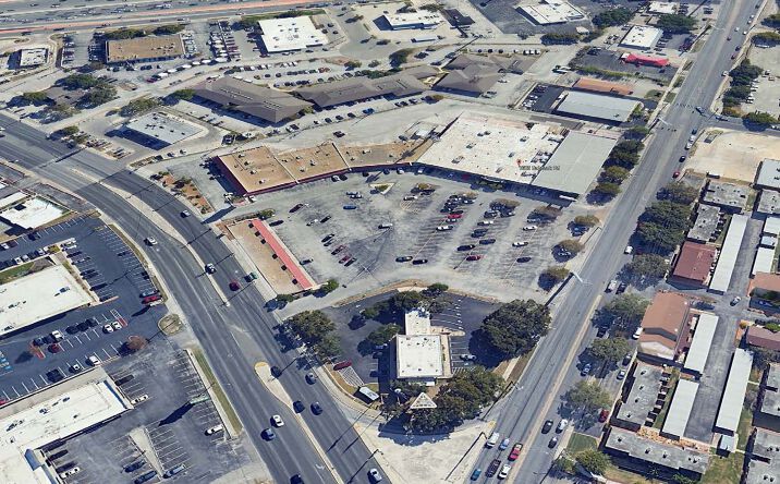 Pictures of Land property located at 1602 Babcock Rd, San Antonio, TX 78229 for lease - image #1