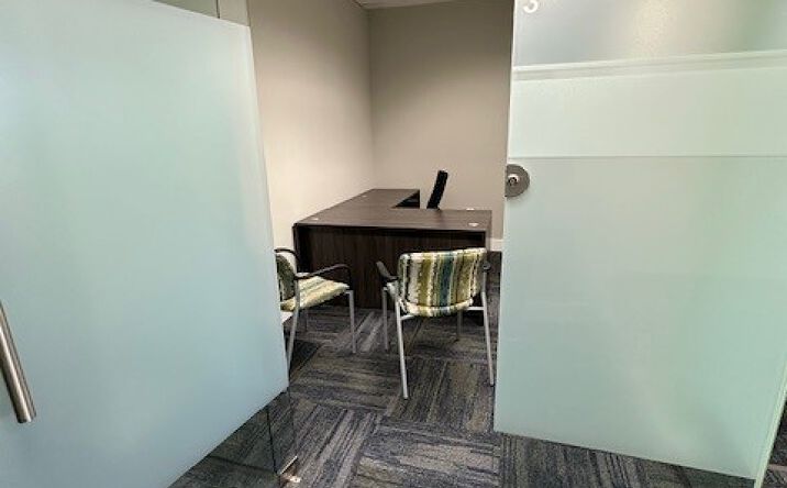 Pictures of Office property located at 1400 Centre Pkwy Suite 116, East Point, GA 30344 for lease - image #1