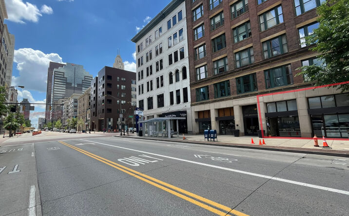 Pictures of Retail property located at 147 N High Street, Columbus, OH 43215 for lease - image #1