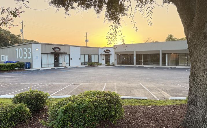 Pictures of Special Purpose property located at 1033 Wappoo Road # G #F-G, Charleston, SC 29407 for lease - image #1