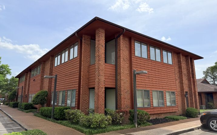 Pictures of Office property located at 4717 Spottswood Ave, Memphis, TN 38117 for lease - image #1