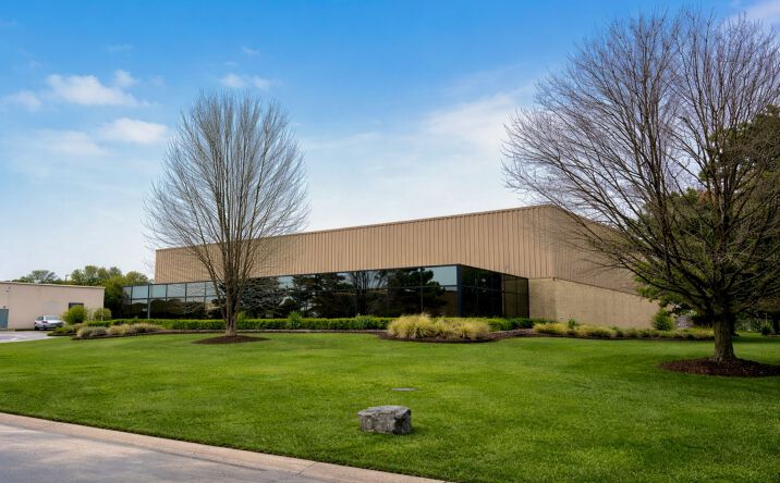 Pictures of Industrial property located at 500 Robbins Dr, Troy, MI 48083 for lease - image #1