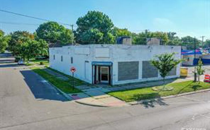Pictures of Retail, Office, Industrial property located at 11444 Whittier Street, Detroit, MI 48224 for lease - image #1