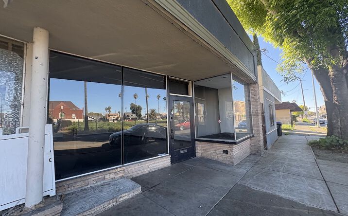 Pictures of Retail property located at 270 E 10th St, Pittsburg, CA 94565 for lease - image #1