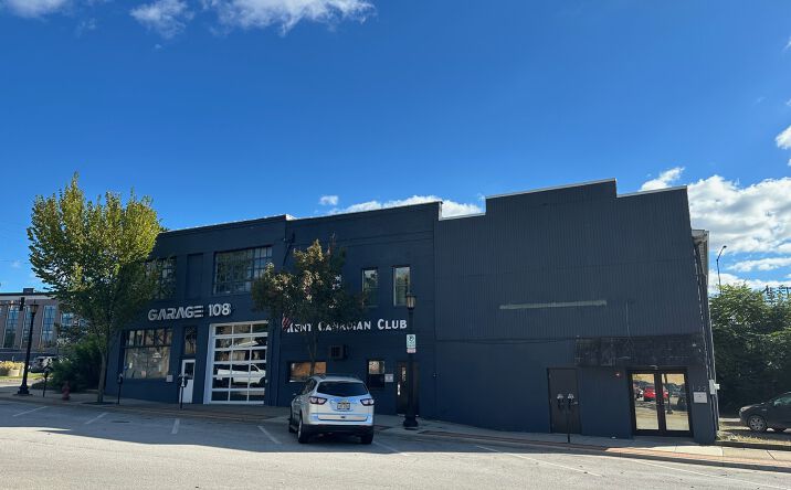 Pictures of Retail property located at 122 West College Avenue, Kent, OH 44240 for lease - image #1