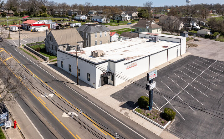 Pictures of Retail, Office, Special Purpose property located at 512 N Main St, Nicholasville, KY 40356 for lease - image #1