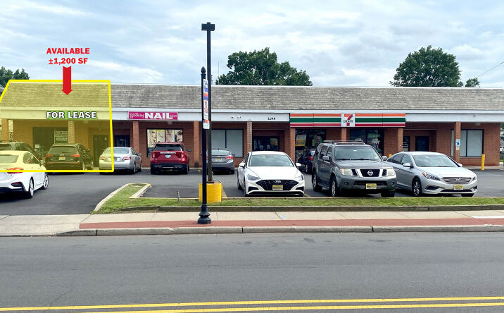 Pictures of Retail property located at 1299 Roosevelt Avenue, Carteret, NJ 07008 for lease - image #1