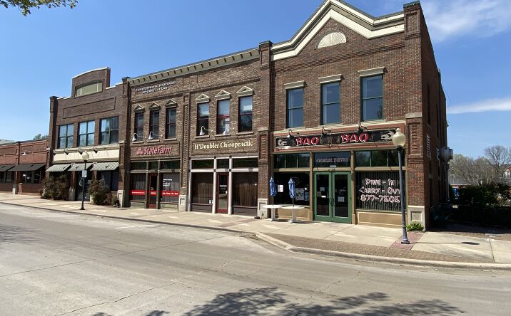Pictures of Office property located at 2101 W Chesterfield St, Springfield, MO 65807 for lease - image #1