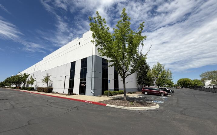 Pictures of Industrial property located at 8860 Industrial Avenue, Roseville, CA 95678 for lease - image #1