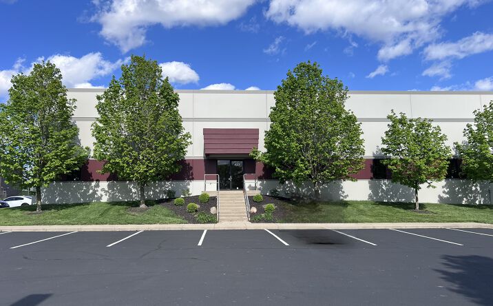 Pictures of Industrial property located at 422 Alexandersville Rd, Miamisburg, OH 45342 for lease - image #1