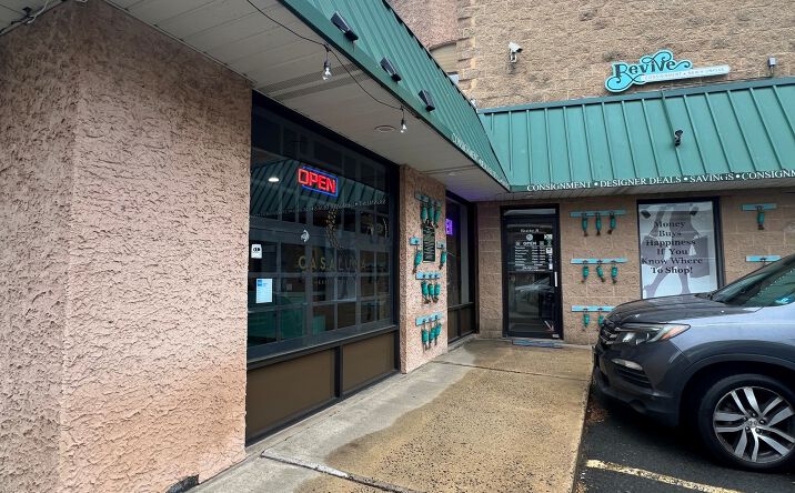 Pictures of Retail property located at 30 S DOUGHTY AVE, SOMERVILLE, NJ 08876 for lease - image #1