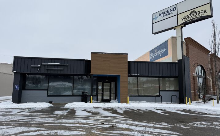 Pictures of Retail, Industrial property located at 2019 W Stadium Blvd, Ann Arbor, MI 48103 for lease - image #1