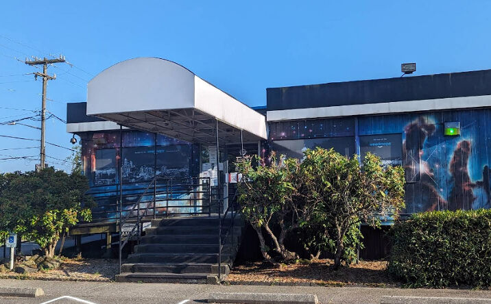 Pictures of Retail property located at 12015 Aurora Ave N, Seattle, WA 98133 for lease - image #1