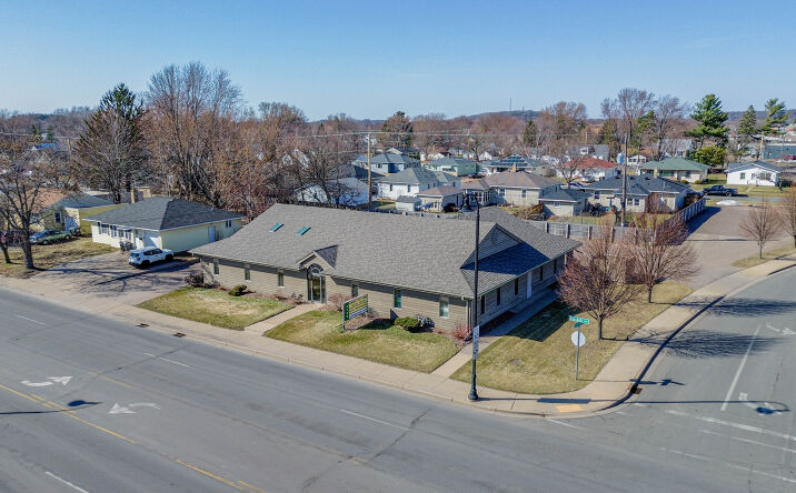 Pictures of Office property located at 2130 Brackett Ave, Eau Claire, WI 54701 for lease - image #1