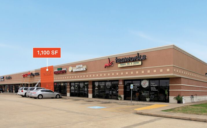 Pictures of Retail property located at 12132 Sabo Rd, Houston, TX 77089 for lease - image #1