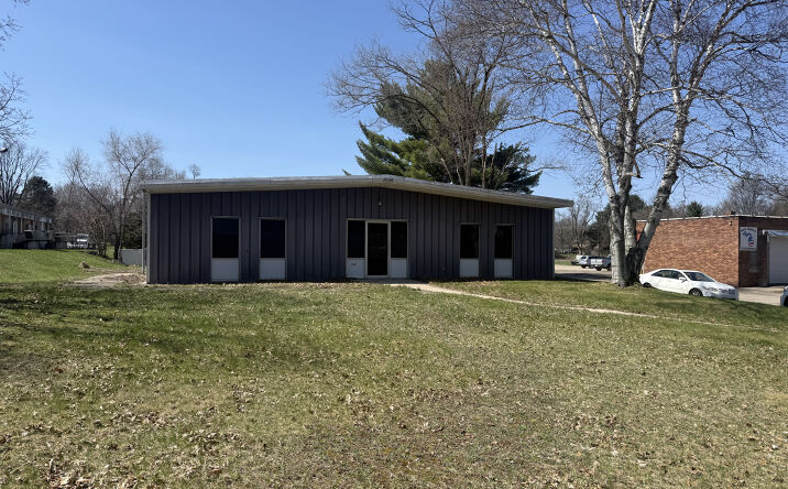 Pictures of Industrial property located at 1541 N 30th St, Galesburg, MI 49053 for lease - image #1