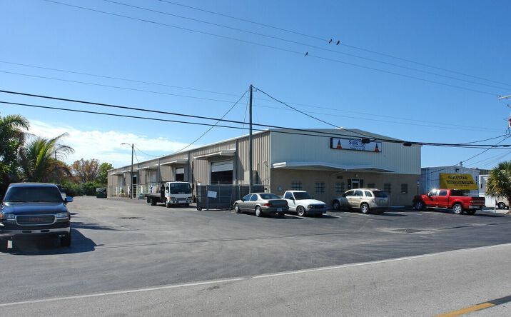 Pictures of Industrial property located at 6438 126th Ave N, Largo, FL 33773 for lease - image #1