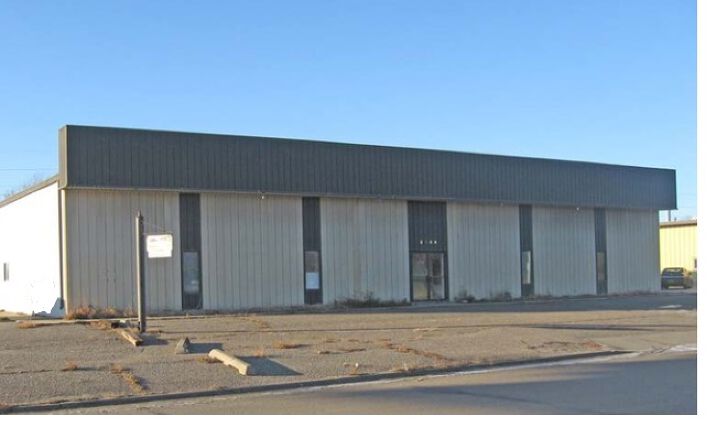 Pictures of Industrial property located at 2909 Twin City Dr, Mandan, ND 58554 for lease - image #1