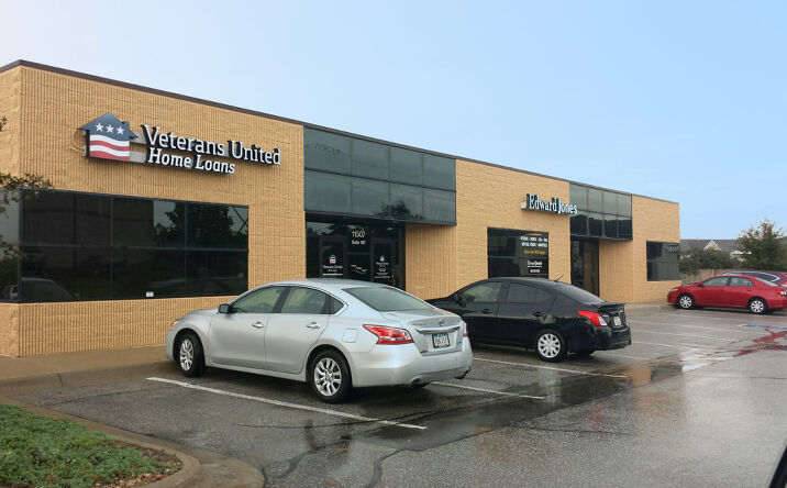 Pictures of Office, Retail property located at 11507 S 42nd St, Bellevue, NE 68123 for lease - image #1
