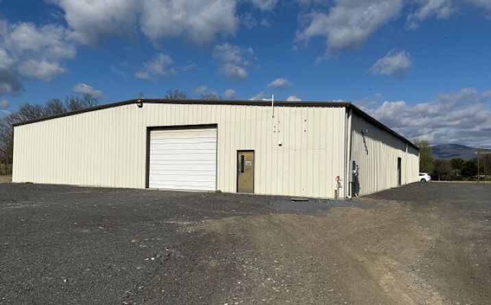 Pictures of Industrial property located at 19854 SENEDO RD, EDINBURG, VA 22824-2739 for lease - image #1