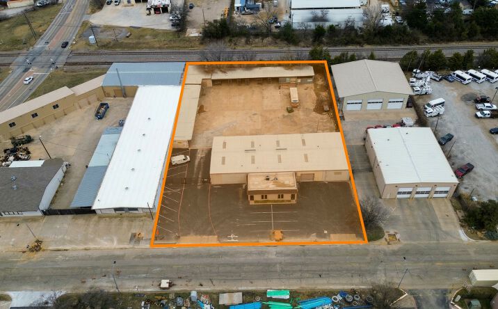 Pictures of Industrial property located at 1133 W Main St, Arlington, TX 76013 for lease - image #1