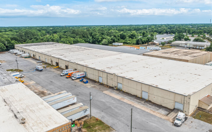 Pictures of Industrial property located at 10020 N Palafox St, Pensacola, FL 32505 for lease - image #1