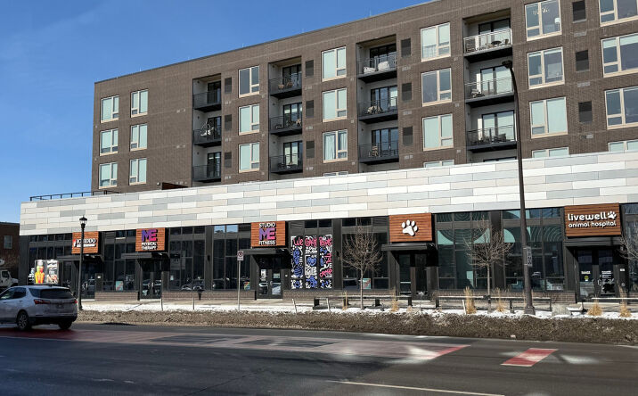 Pictures of Retail, Restaurant property located at 315 1st Ave NE, Minneapolis, MN 55413 for lease - image #1