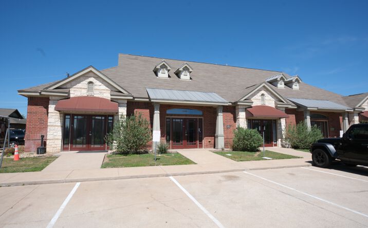 Pictures of Office, Special Purpose property located at 1317 Picadilly Drive, Pflugerville, TX 78660 for lease - image #1
