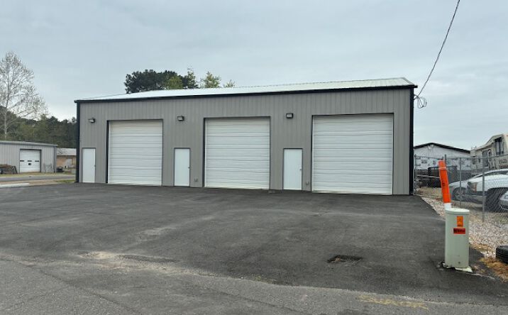 Pictures of Retail, Industrial property located at 112 Stonewall St, Hot Springs, AR 71913 for lease - image #1