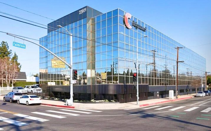 Pictures of Office property located at 22801 Ventura Blvd, Los Angeles, CA 91364 for lease - image #1
